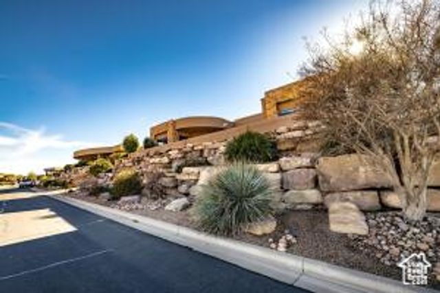 2018 E OPAL WAY, St. George, UT 84790