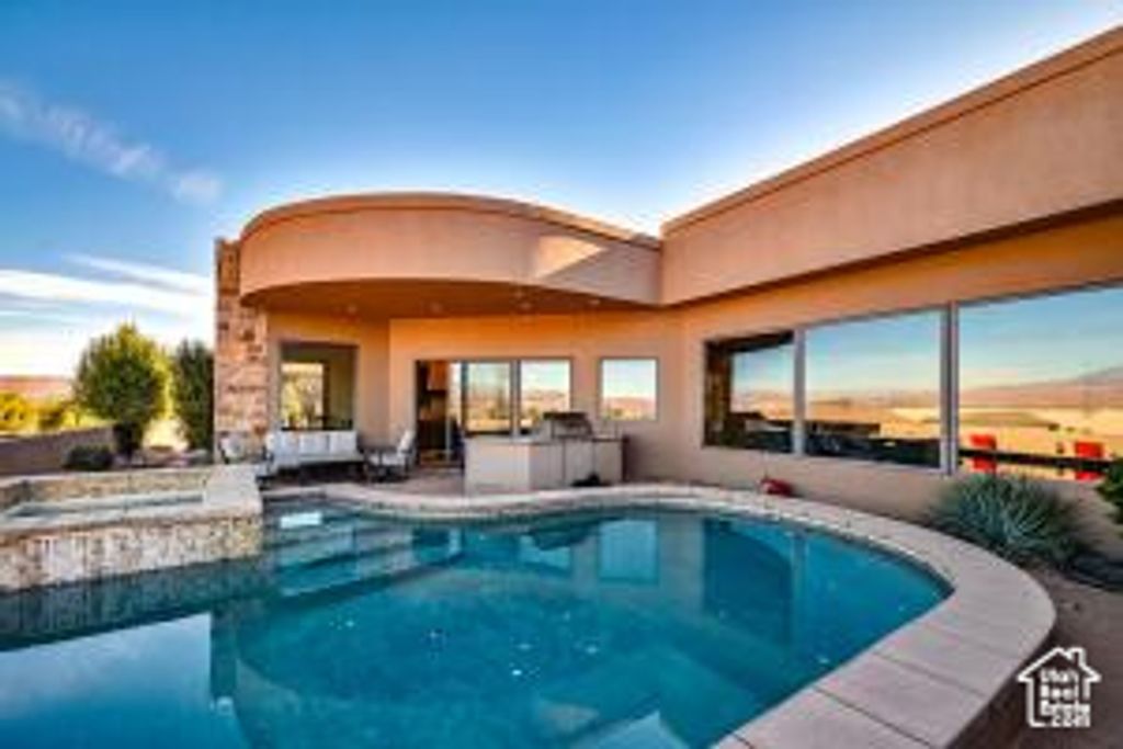 2018 E OPAL WAY, St. George, UT 84790