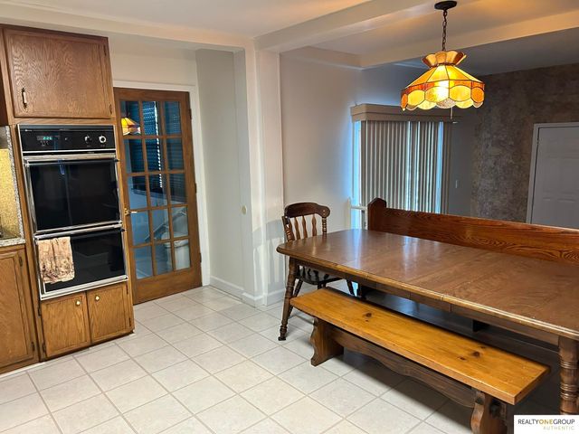 4325 Grover Street, Omaha, NE 68105