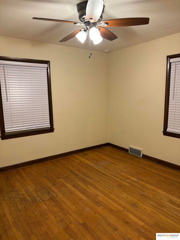 4325 Grover Street, Omaha, NE 68105