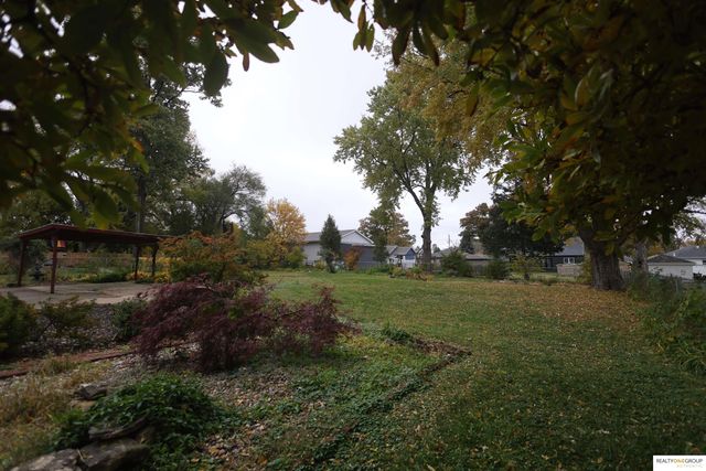 4325 Grover Street, Omaha, NE 68105