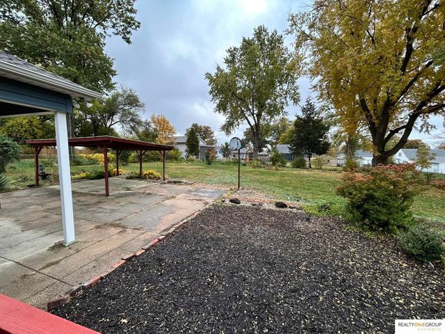 4325 Grover Street, Omaha, NE 68105