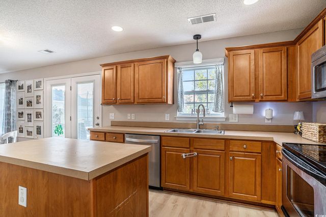 609 Glen Haven Dr., Myrtle Beach, SC 29588