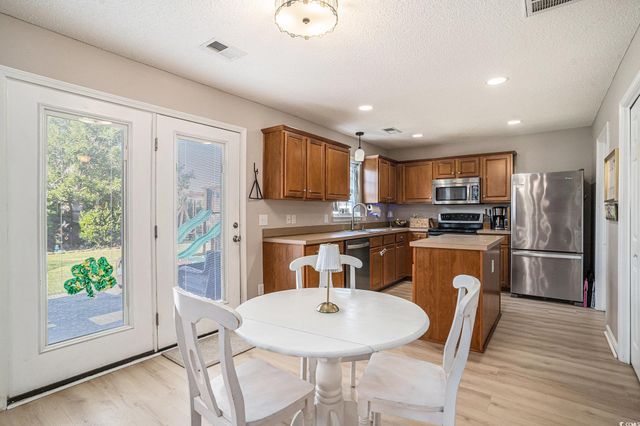 609 Glen Haven Dr., Myrtle Beach, SC 29588