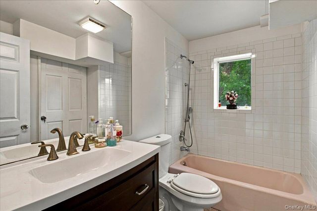 54 Holbrook Road, Briarcliff Manor, NY 10510