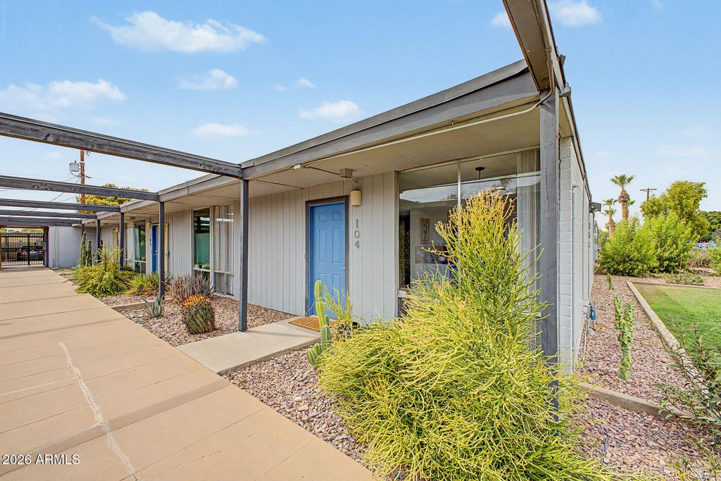4646 N 11TH Avenue 104, Phoenix, AZ 85013 — photo 2