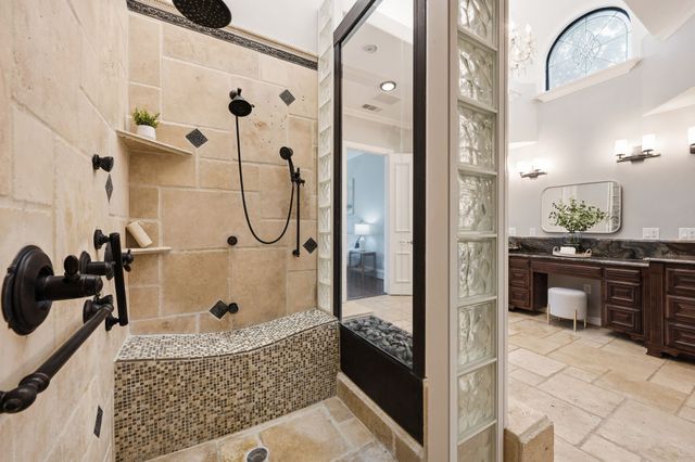3091 Whispering Oaks Drive, Highland Village, TX 75077