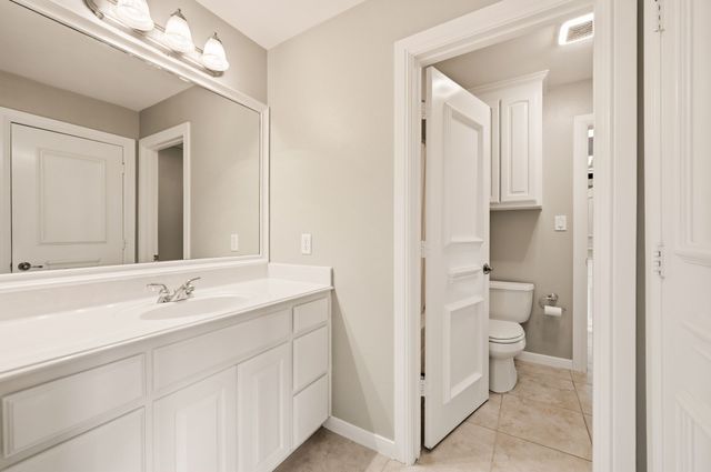 3091 Whispering Oaks Drive, Highland Village, TX 75077