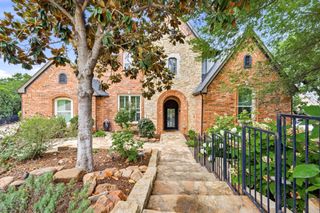 3091 Whispering Oaks Drive, Highland Village, TX 75077