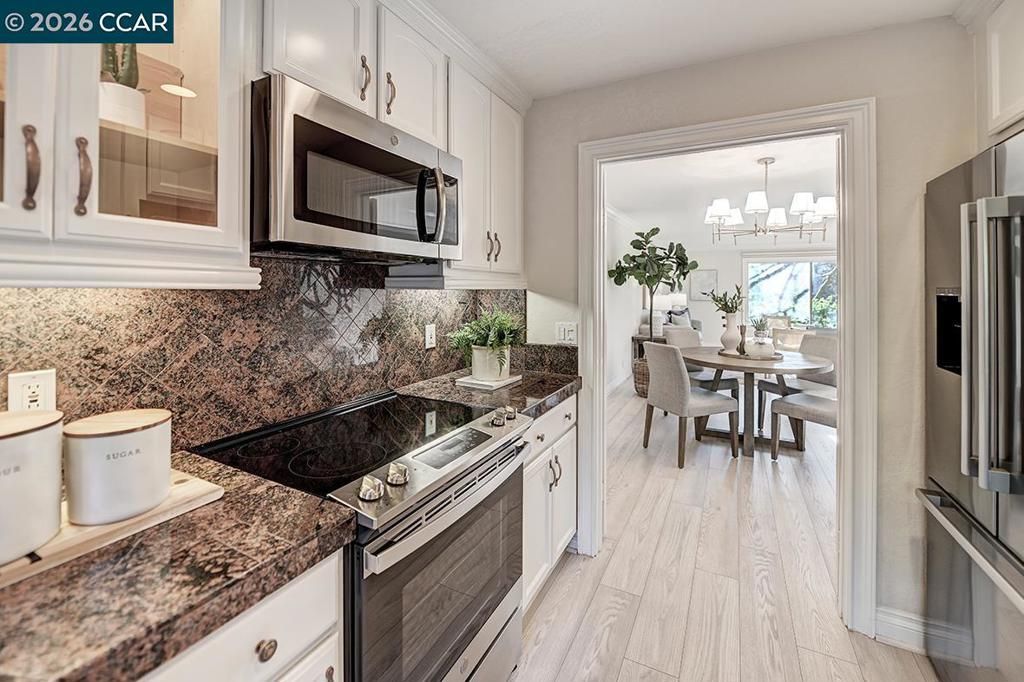 Image 15 of property listing at 2005 2005 CACTUS CT 4, Walnut Creek, CA 94595