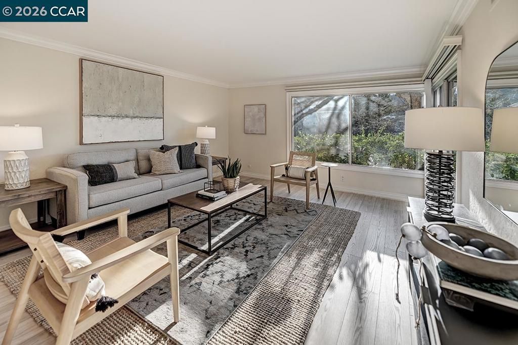 Image 2 of property listing at 2005 2005 CACTUS CT 4, Walnut Creek, CA 94595