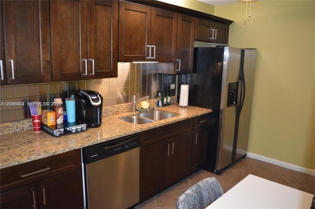 9 NE 19th Court 204C, Wilton Manors, FL 33305