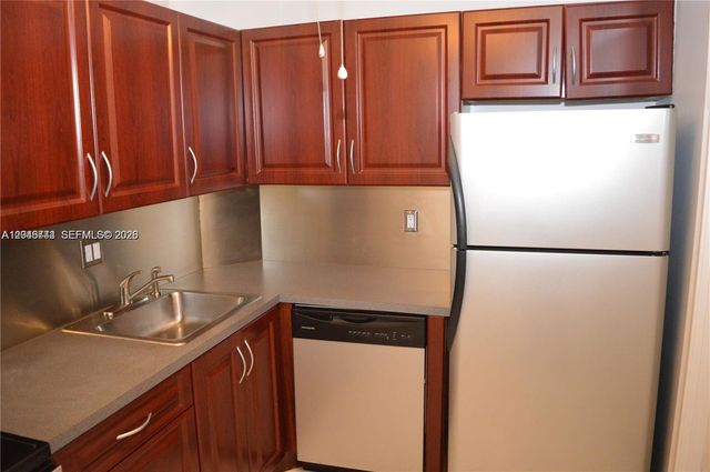 9 NE 19th Court 204C, Wilton Manors, FL 33305