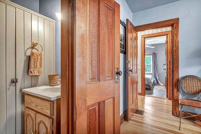 121 S East STREET, Elkhart Lake, WI 53020