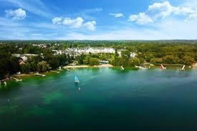 121 S East STREET, Elkhart Lake, WI 53020