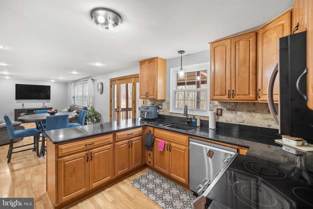 8274 RAINDROP WAY, Springfield, VA 22153