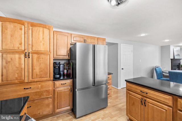 8274 RAINDROP WAY, Springfield, VA 22153