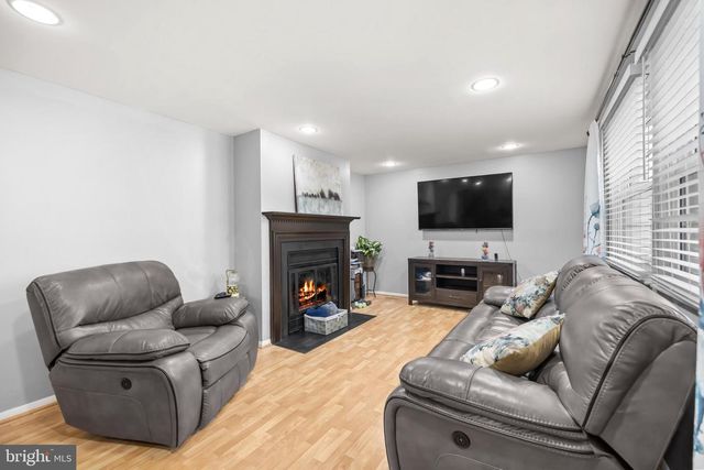 8274 RAINDROP WAY, Springfield, VA 22153