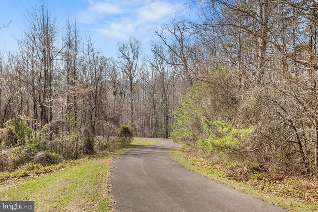 8274 RAINDROP WAY, Springfield, VA 22153