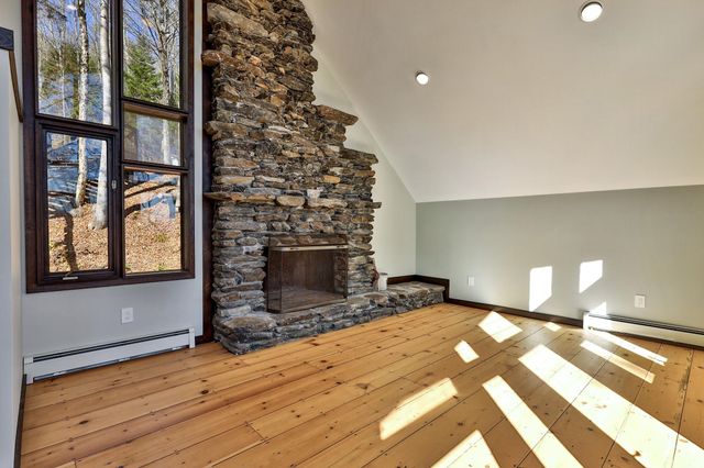 1114 Hawk Mountain Road, Pittsfield, VT 05762