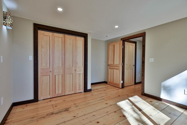 1114 Hawk Mountain Road, Pittsfield, VT 05762