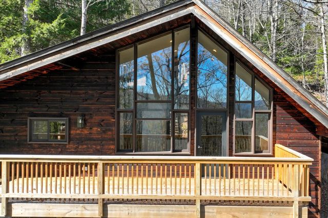 1114 Hawk Mountain Road, Pittsfield, VT 05762