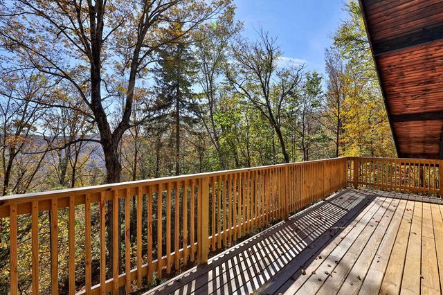 1114 Hawk Mountain Road, Pittsfield, VT 05762