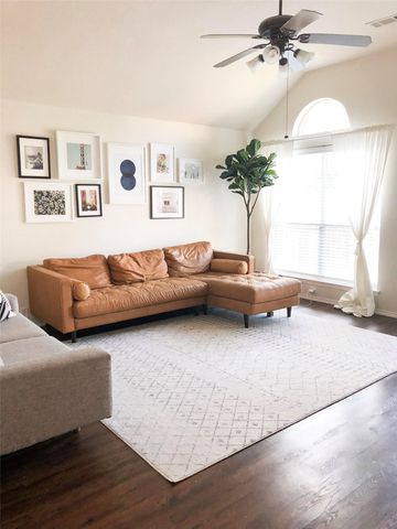 8300 Rayburn Lane, Mckinney, TX 75072