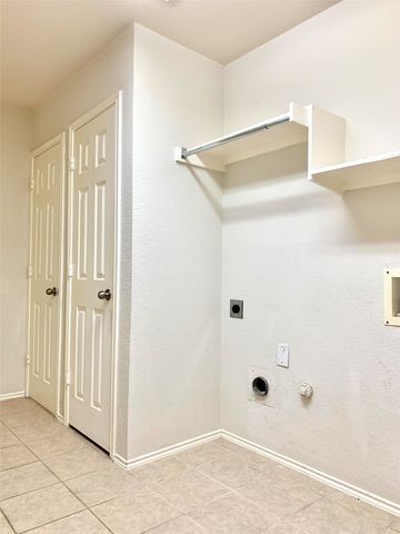 8300 Rayburn Lane, Mckinney, TX 75072