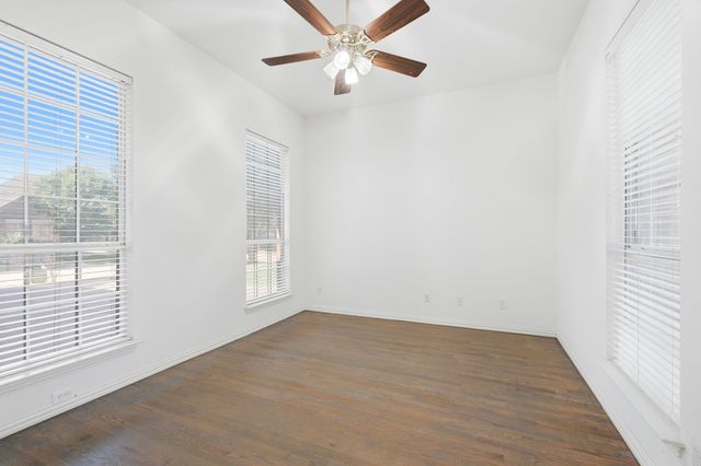 205 Creekside Drive, Murphy, TX 75094