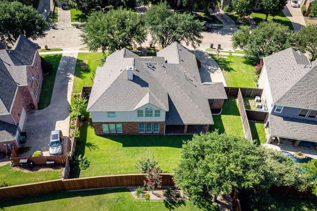 205 Creekside Drive, Murphy, TX 75094