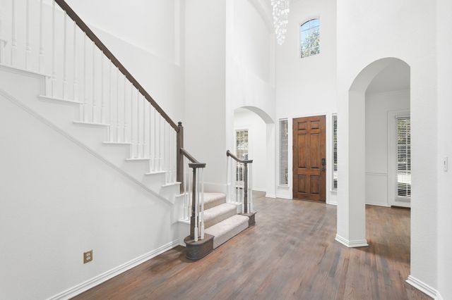 205 Creekside Drive, Murphy, TX 75094