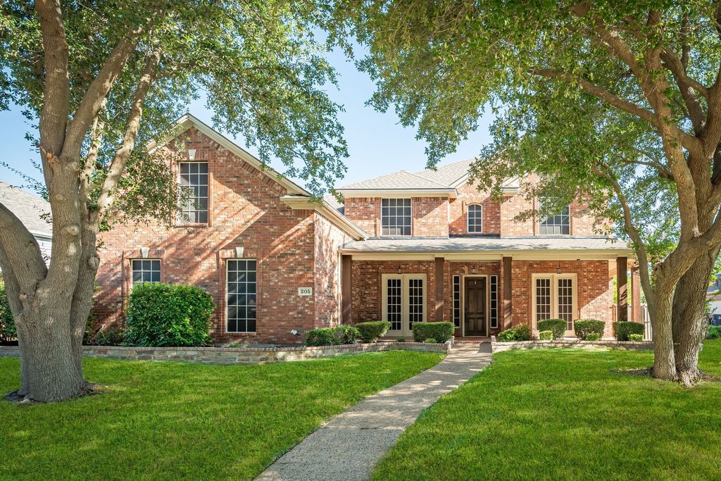 205 Creekside Drive, Murphy, TX 75094