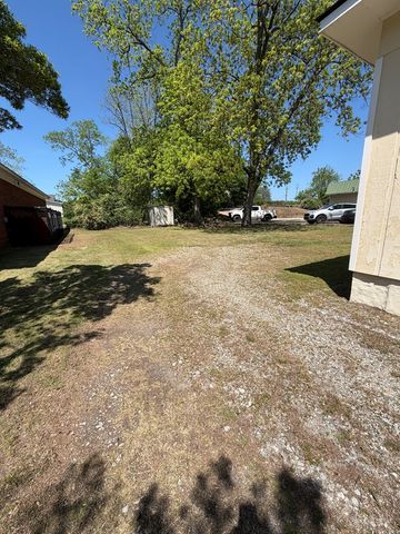 710 12th Street, Phenix City, AL 36867