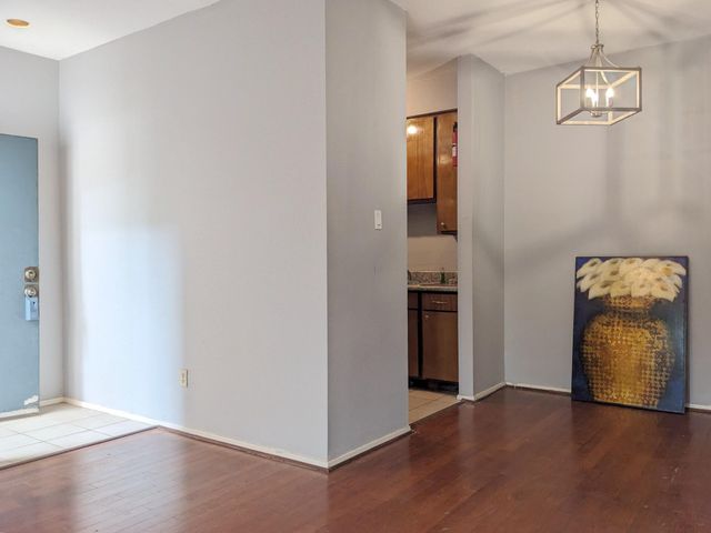 7950 N Stadium Drive 215, Houston, TX 77030