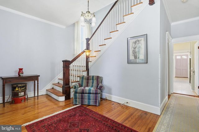 333 E 1ST AVE, Charles Town, WV 25414