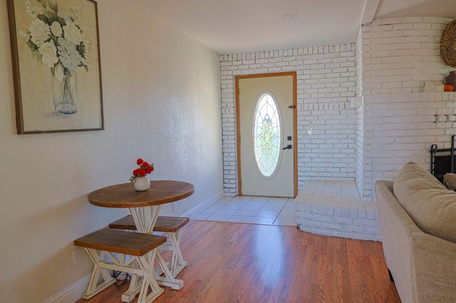 8521 Rd 256, Terra Bella, CA 93270