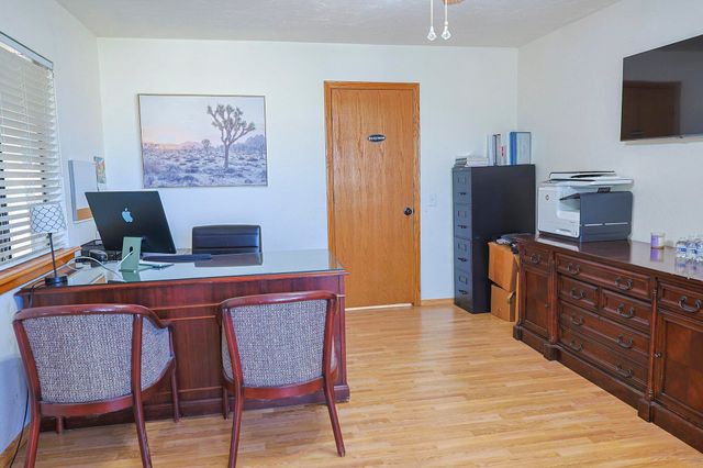 8521 Rd 256, Terra Bella, CA 93270