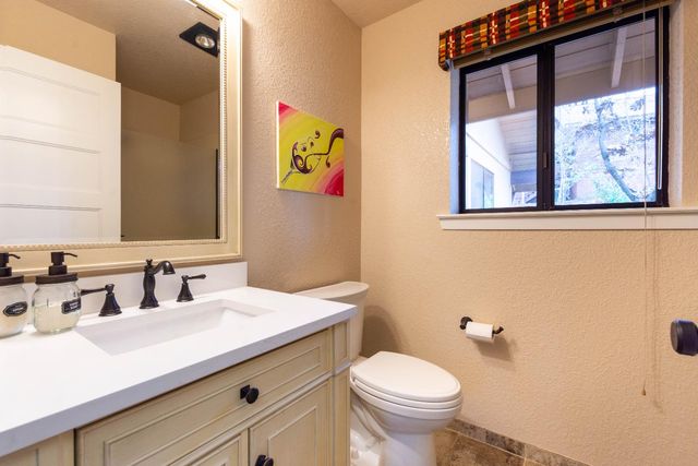 16193 Sharon Way, Grass Valley, CA 95949