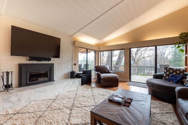 16193 Sharon Way, Grass Valley, CA 95949