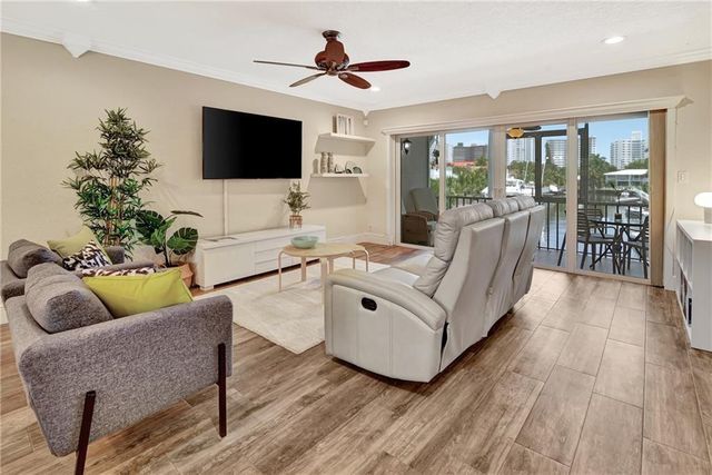 3201 NE 36th Street 17, Fort Lauderdale, FL 33308