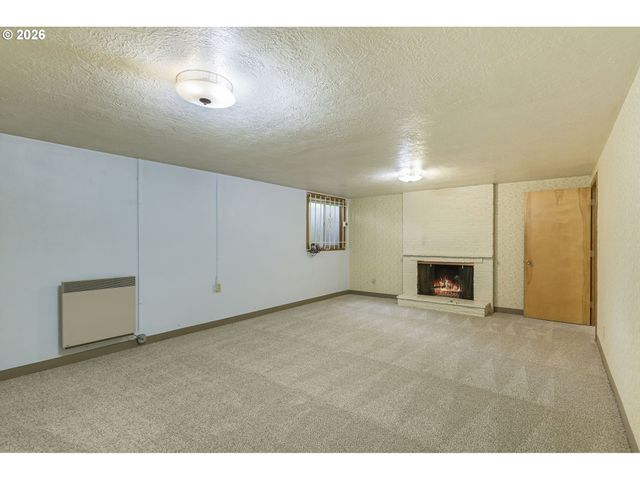 6908 TENNESSEE Ln, Vancouver, WA 98664
