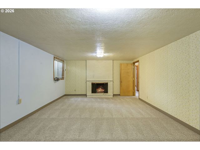 6908 TENNESSEE Ln, Vancouver, WA 98664