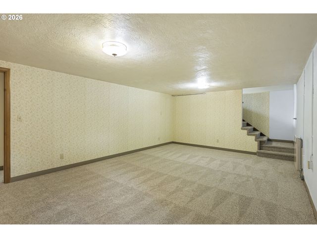 6908 TENNESSEE Ln, Vancouver, WA 98664