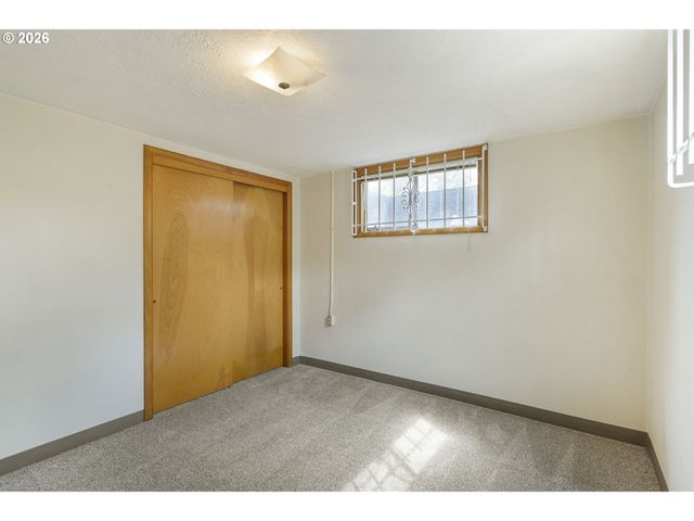 6908 TENNESSEE Ln, Vancouver, WA 98664