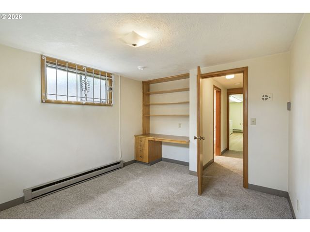 6908 TENNESSEE Ln, Vancouver, WA 98664