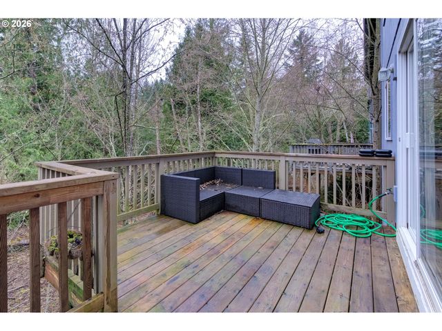 37720 HAMILTON RIDGE Dr, Sandy, OR 97055