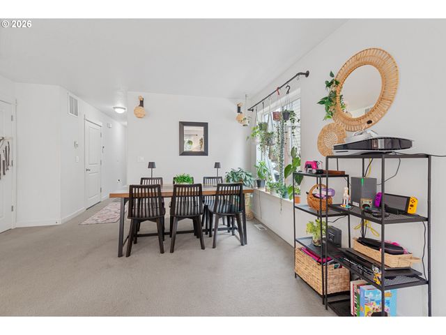 37720 HAMILTON RIDGE Dr, Sandy, OR 97055