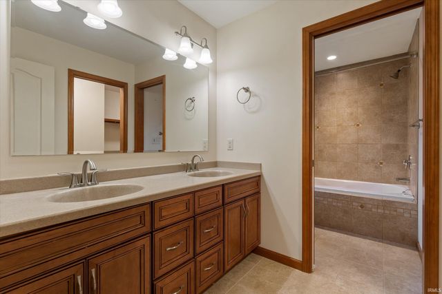 51864 Tall Pines Drive, Elkhart, IN 46514