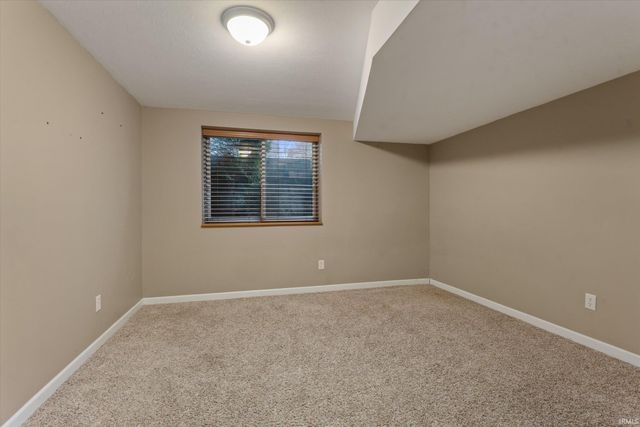 51864 Tall Pines Drive, Elkhart, IN 46514